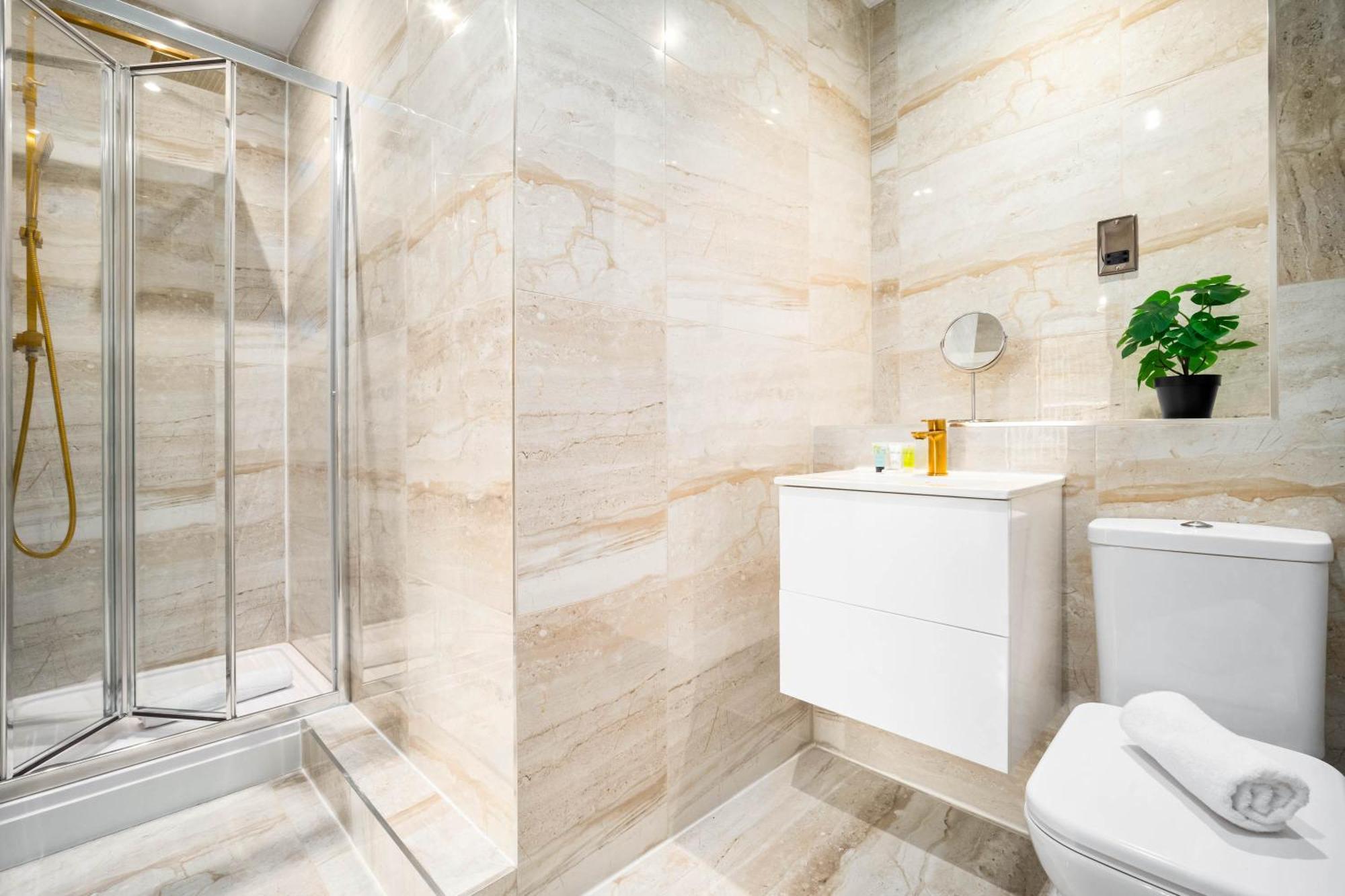 Brand New Luxury Apartment - 2 Bedroom - City Centre - Jq - Wifi - Netflix - 10Ah Birmingham Kültér fotó
